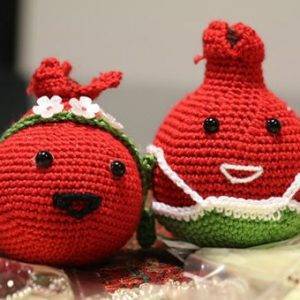 Yalda night pomegranate 300x300 - مادریا : دست سازه های زنان سرپرست خانوار